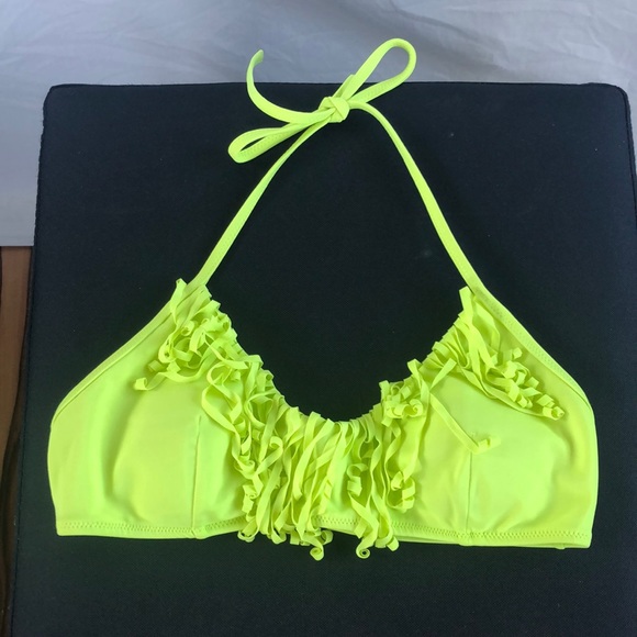 Victoria's Secret Other - ☀️Donating Soon☀️Victoria’s Secret Bikini Top Size S